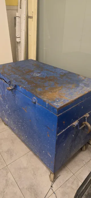 Arcon Caja Herramientas Azul Ruedas