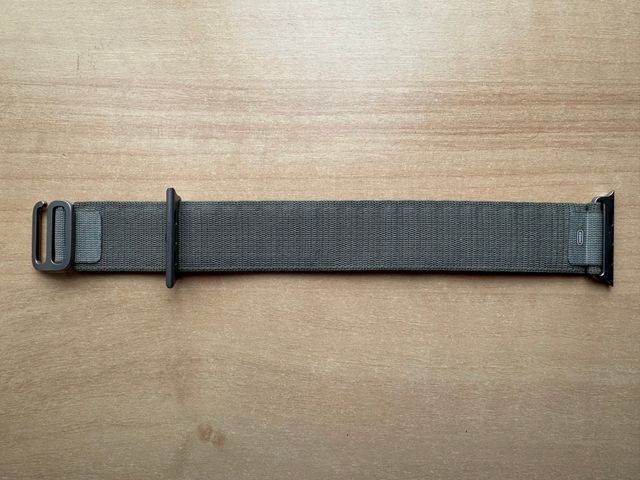 Apple Watch ULTRA 49mm. Olive Alpine Loop S