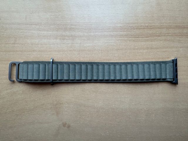 Apple Watch ULTRA 49mm. Olive Alpine Loop S