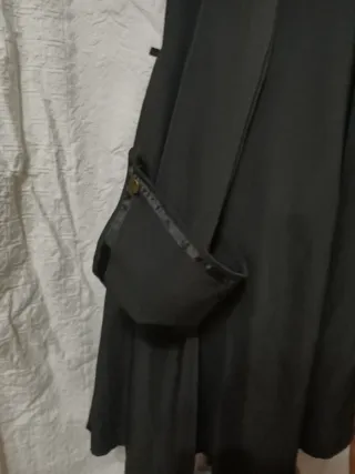 Vestido gótico medieval negro y rojo