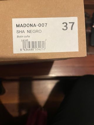 Botines Yokono cuña negros sin estrenar T37