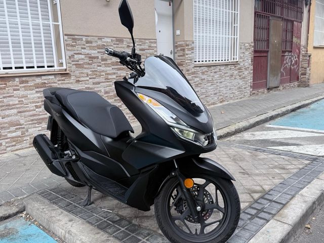 Honda PCX 125 ABS 2025 Negra