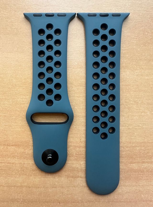 Apple X Nike 40mm. Celestial Teal/Black Band S/M