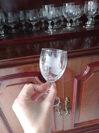 Juego de copas de cristal