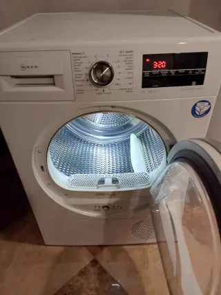 Secadora Neff Blanca