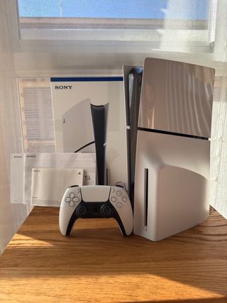 PS5 Slim 1TB con lector – Nueva + Garantía 2028