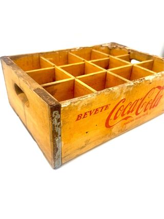 Cassetta Coca-Cola vintage in legno con divisori anni ’60–’70