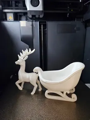 Figura Squirtle con trineo