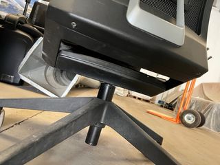 Silla de oficina ergonómica negra