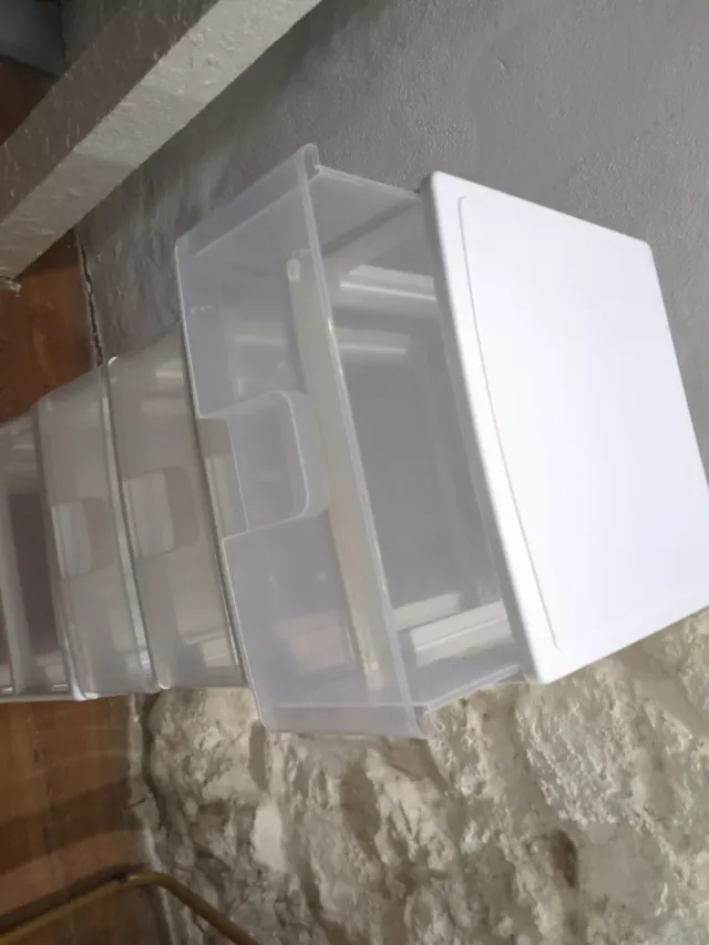 Cajonera Plástica Apilable 30x30.  7 modulos