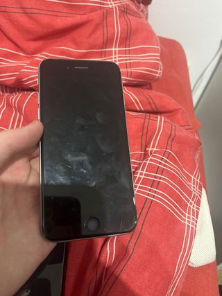 Pack iPhone SE 2020(64Gb) y iPhone 6 (32Gb)