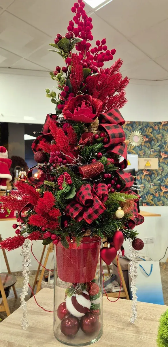 Árbol de Navidad Decorado Rojo