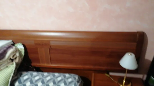 Cabezal de cama de madera