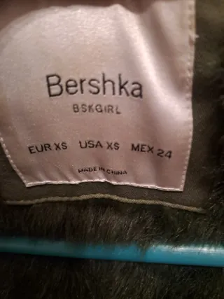 Parka Verde Bershka con Forro Pelo