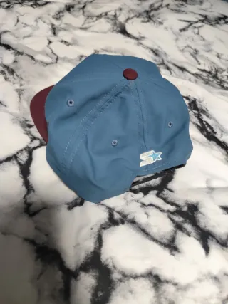 Gorra juvenil Vans azul y burdeos