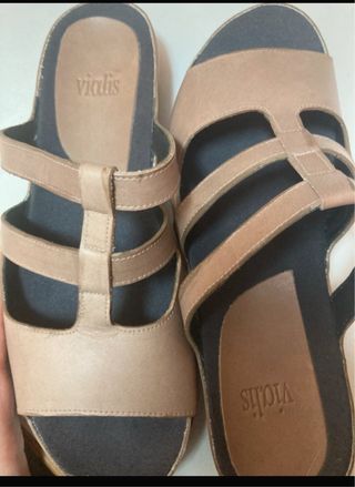 Chanclas Vialis Beige/Marrón