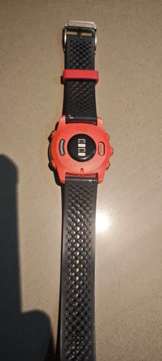 Garmin Forerunner 745 rojo + 5 correas de recambio