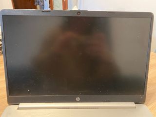 Portátil HP con factura, estropeado con arreglo
