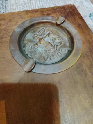 Tavolo da gioco in ottone e legno