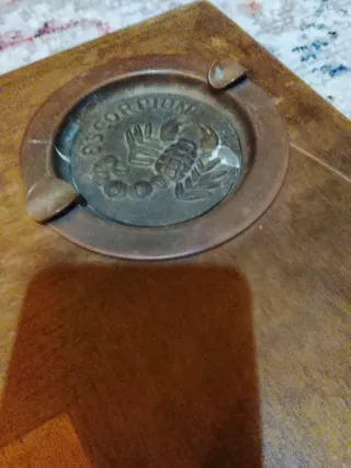 Tavolo da gioco in ottone e legno