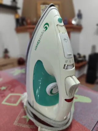 Plancha de ropa Crystal Green