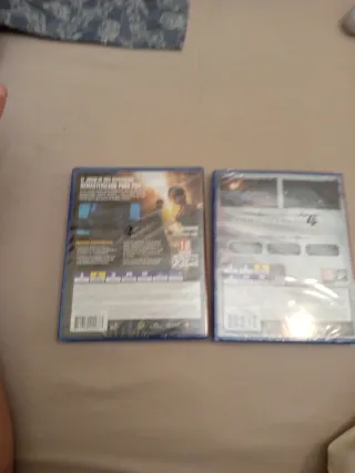 Lote 2 Juegos PS4 Precintados: The Last of Us y Bl