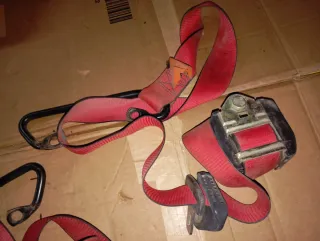 Cinturones Fiat Uno Turbo Rojos