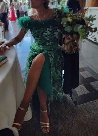 Vestido Marfil verde estampado hojas talla M