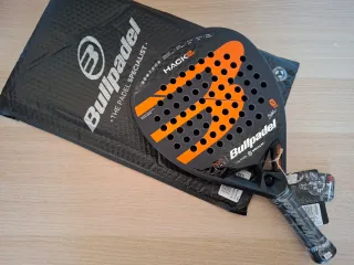 Pala Bullpadel Hack 03 Comfort- Nueva a estrenar