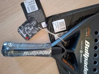 Pala Bullpadel Hack 03 Comfort- Nueva a estrenar