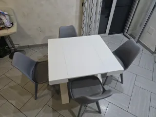 Tavolo consolle bianco con 4 sedie