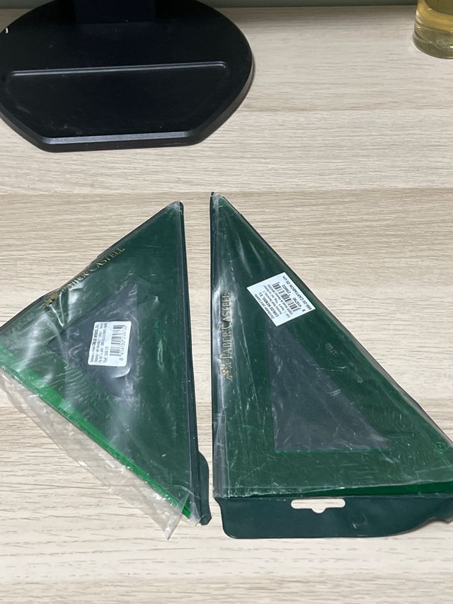 Escuadra y cartabón Faber Castell