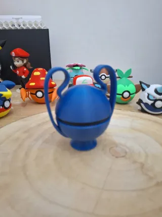 Poké Ball Campeão Azul com Estrela Dourada