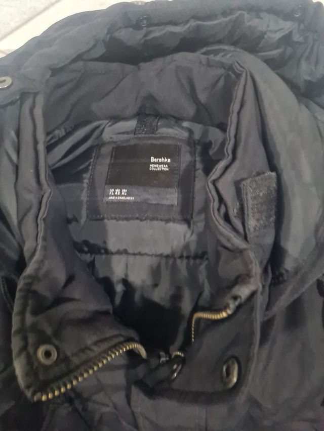 Chaqueta Negra Bershka Talla xl