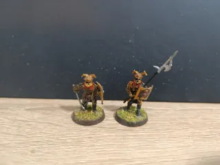 Figuras ESDLA Hombres del Este metal