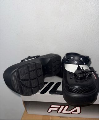 Crocs Miercoles Addams