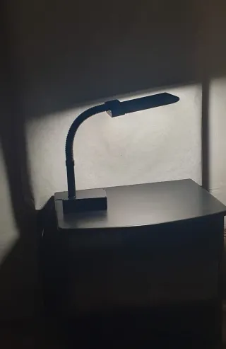 Lampada da tavolo vintage nera