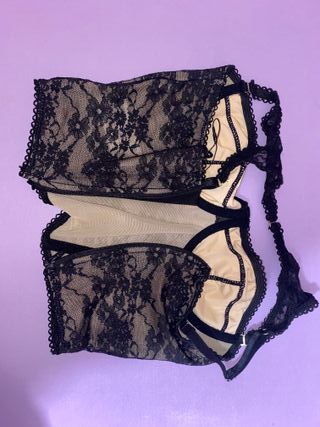 Top de encaje negro y dorado