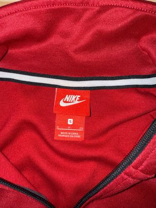 Chaqueta Nike Roja Unisex