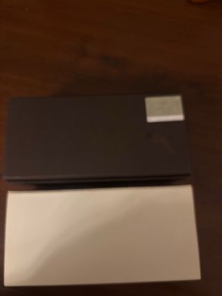 Cajas de gafas Tom Ford y Yves Saint Laurent