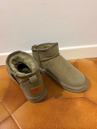 UGG MUJER VERDES