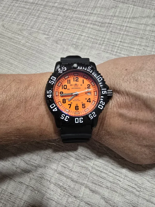 Reloj Addiesdive Naranja y Negro