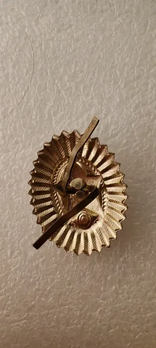 Spilla distintivo URSS stella rossa martello falce