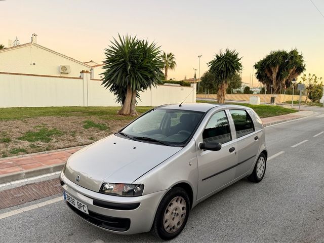 FIAT PUNTO 1.2i AUTOMATICO !! 110.000 KMS !!