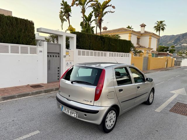 FIAT PUNTO 1.2i AUTOMATICO !! 110.000 KMS !!