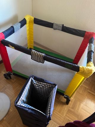 Cuna de viaje portátil