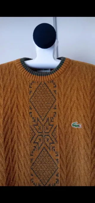 Jersey Lacoste Naranja con Diseño Geométrico