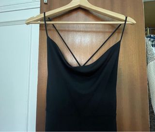 Mono largo negro Stradivarius