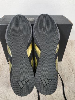 Adidas Box Hog 4 Zapatillas Unisex Negro/Oro