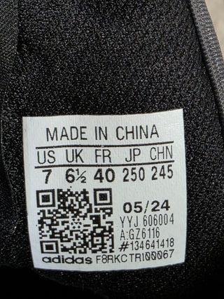 Adidas Box Hog 4 Zapatillas Unisex Negro/Oro